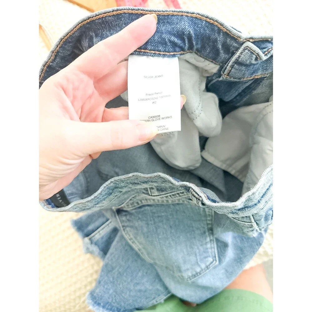 Y2K Silver Jeans Denim Skirt SZ 28 Low Rise 2000s Indie Sleaze Coquette Festival